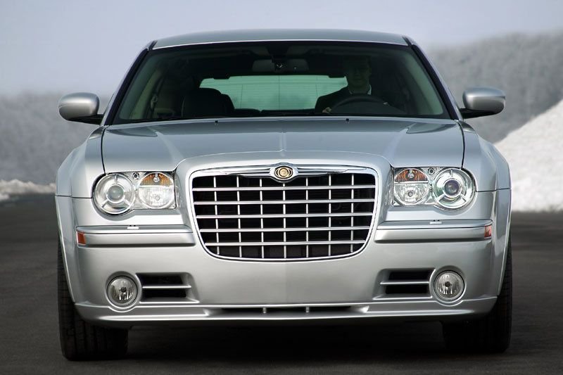 Chrysler 300C 2008 3.0L 235cv